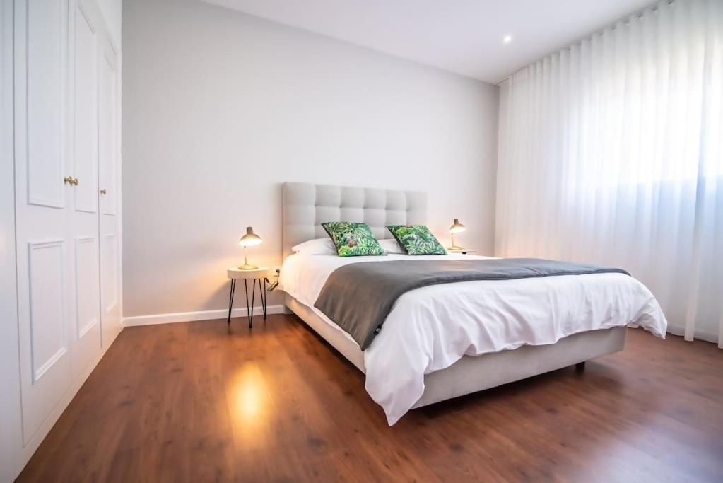 Cozy Sea View Apartment Near City & Airport ポンタ・デルガダ エクステリア 写真