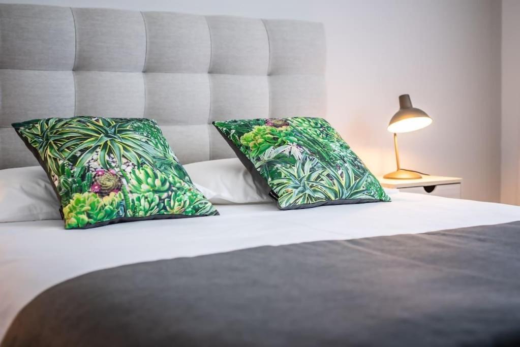 Cozy Sea View Apartment Near City & Airport ポンタ・デルガダ エクステリア 写真